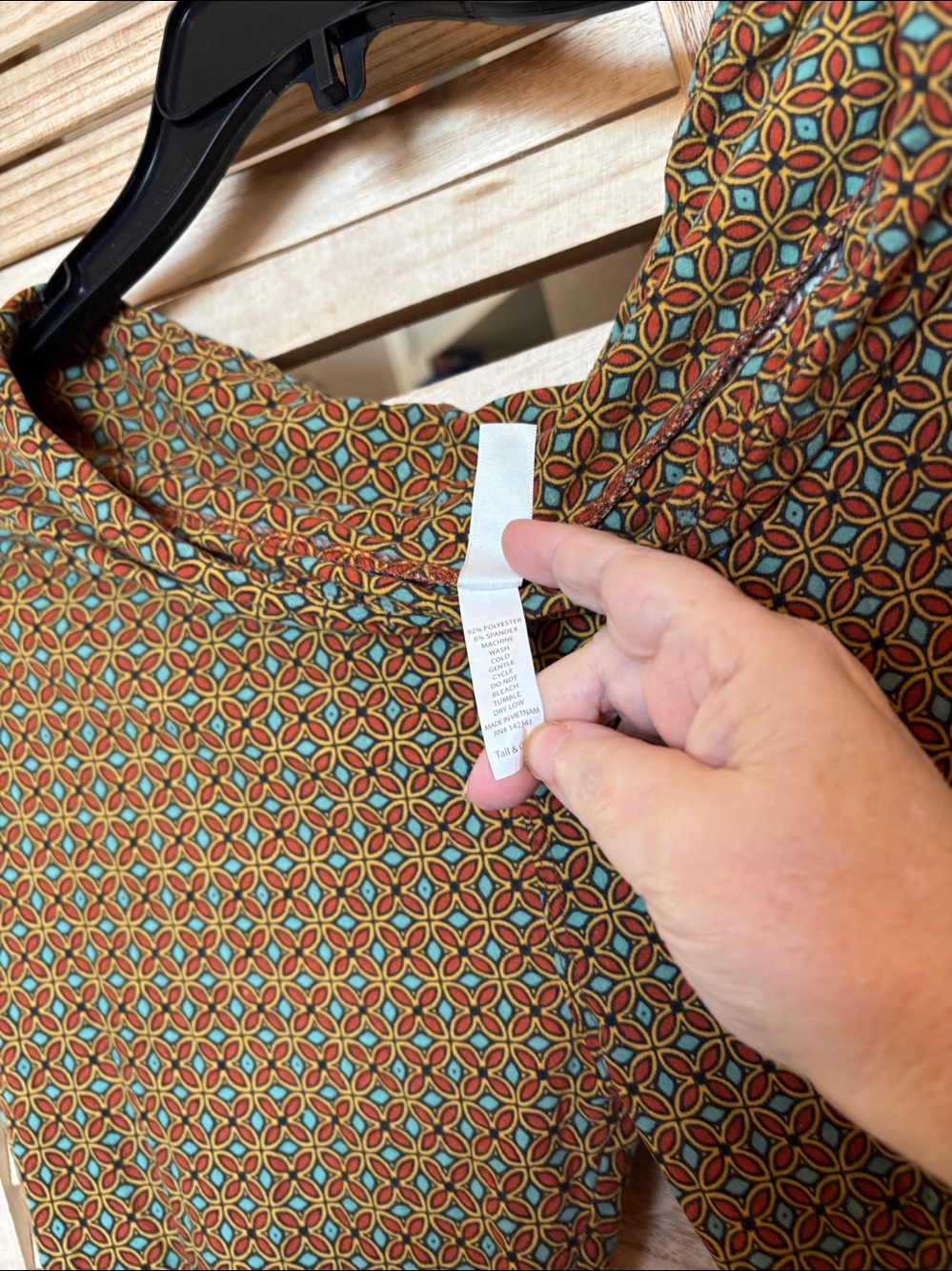 FINAL MARKDOWN Lula Roe Tall and Curvy Multicolor Geometric Slacks - Picture 4 of 4